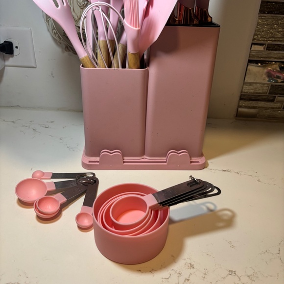 Pink Silicone Cooking Utensils 5 Piece Sharp Stainless Steel Chef Knives Set - Picture 14 of 14